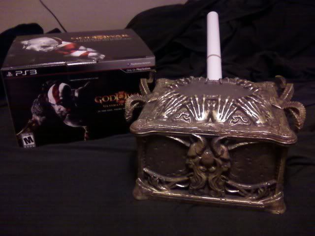 Unboxing_GoW3_1.jpg