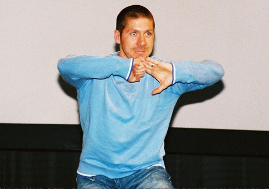 4F1000014hw.JPG