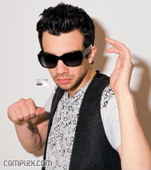 jay-baruchel-1.jpg