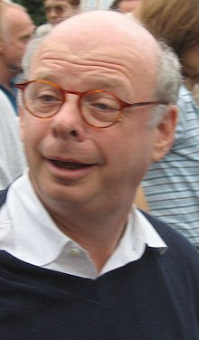 220px-Wallace_Shawn.jpg