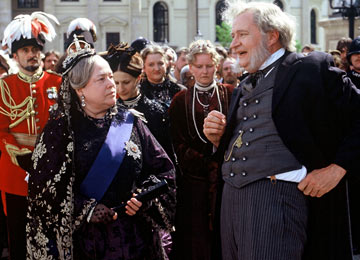 jim_broadbent8.jpg