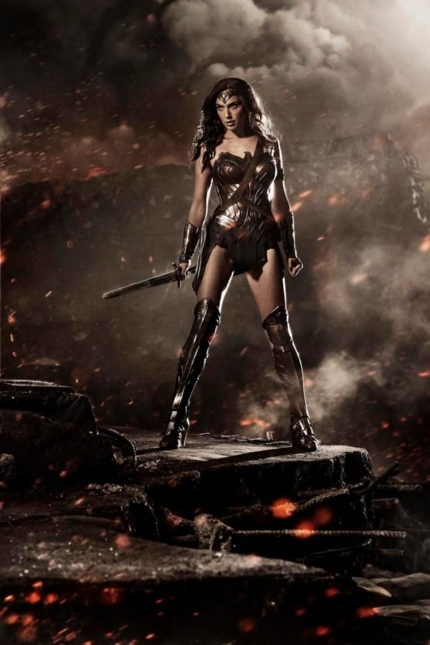 wonder_woman_0_zps00aa43ef.jpg