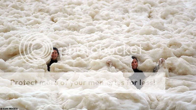 FoamBeachII3_800x450.jpg