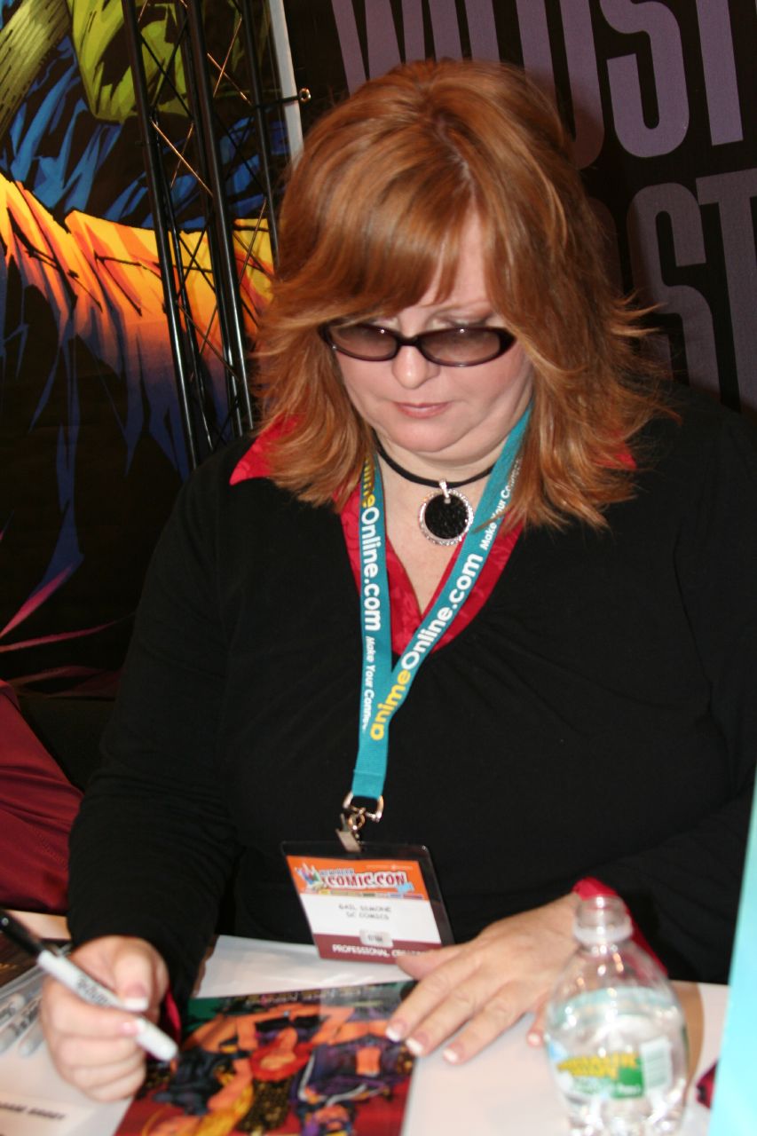 Gail_Simone%2C_2007.jpg